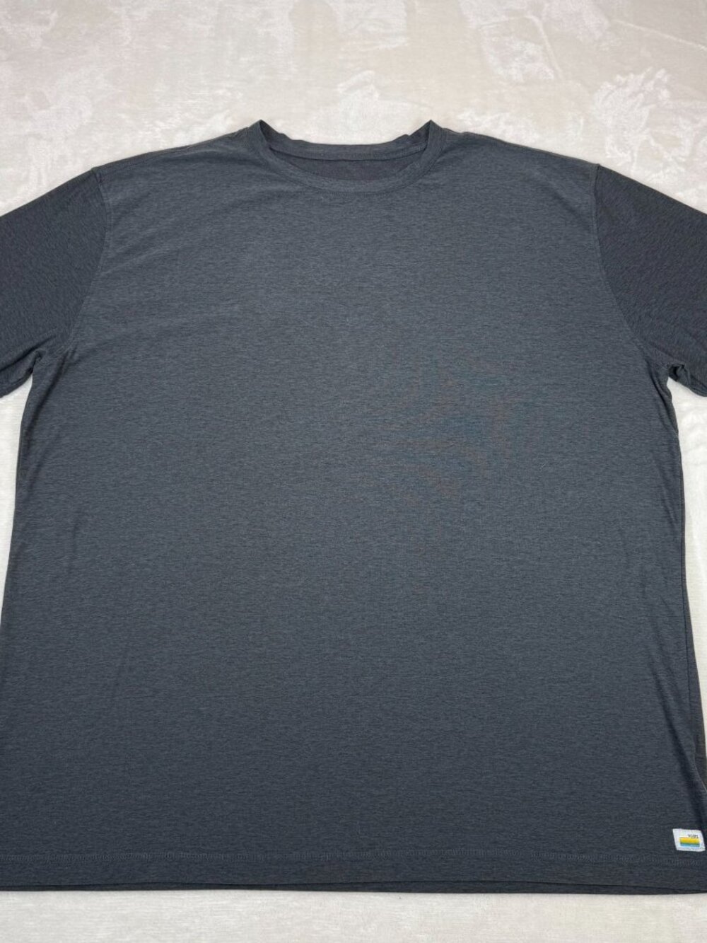 Vuori Mens XXL Strato Tech Teen Heathered Dark Gray Performance Gym Workout